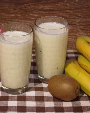 Коктейль из киви и банана