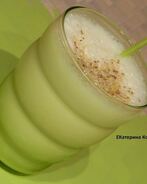 Коктейль с кленовым сиропом и грецким орехом