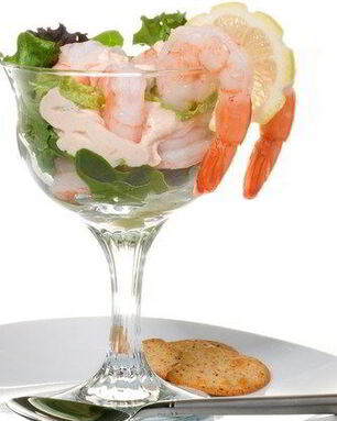 Коктейль из креветок со сливочным соусом с хреном