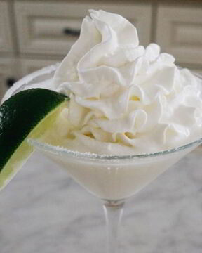 Алкогольный коктейль со сливками