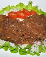 Говяжья печень с вином и луком