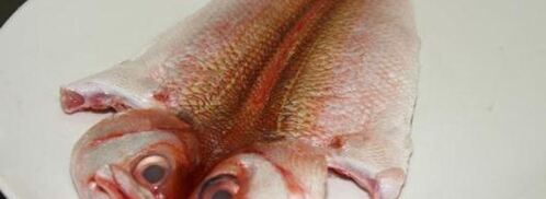 морская рыба фламбе с виски и грушей. Шаг 5