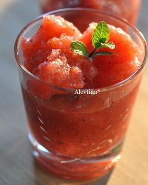 Клубничная гранита с водкой