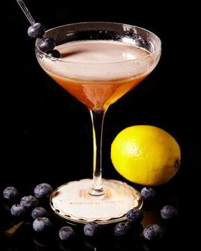 Коктейль Moscowpolitan