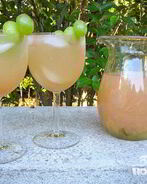 Коктейль с виноградом