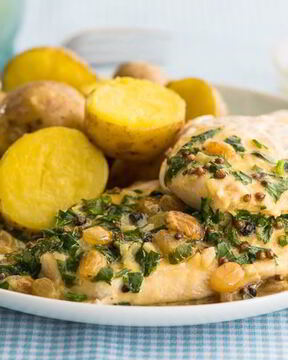 Куриная грудка, пошированная в квасе