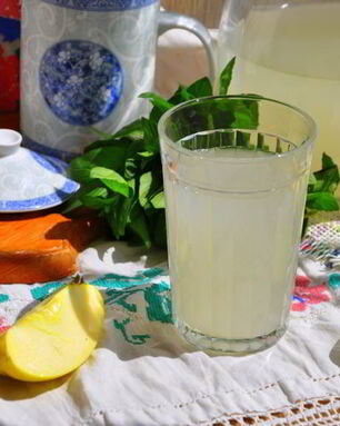 Квас яблочный