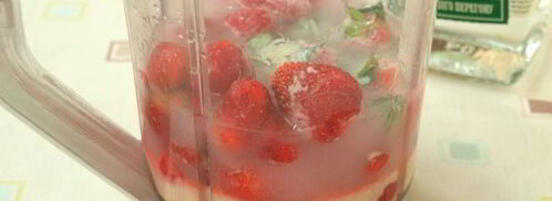 клубничный ликер со сгущенкой. Шаг 4