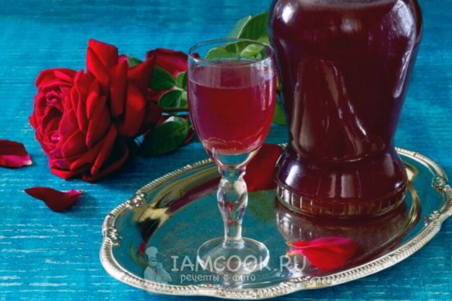 Рецепт ликера из лепестков роз