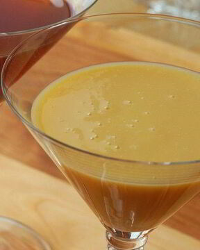 Ликер яичный Адвокат