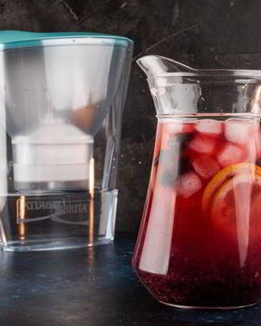 Лимонад из голубики с кардамоном