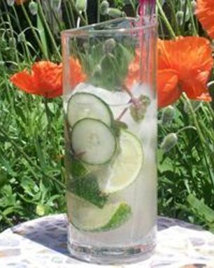 Мохито с мятой и свежим огурцом