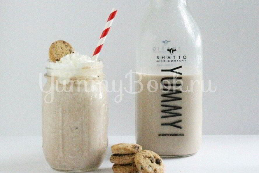 Рецепт коктейля молочного с кусочками фруктов и шоколада