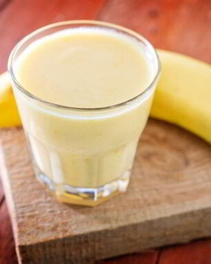 Коктейль Молочный с мороженым и бананом