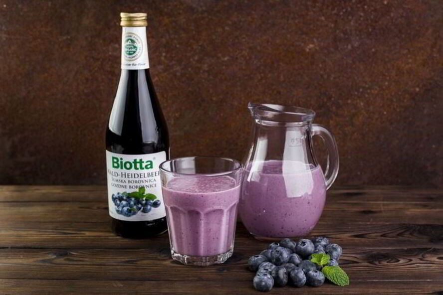 Рецепт молочного коктейля с черничным нектаром