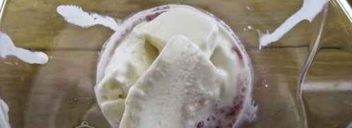 молочный коктейль с клубникой, бананом и мороженым. Шаг 6