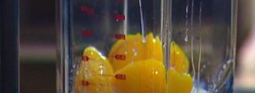 молочный коктейль с персиками и апельсинами. Шаг 4