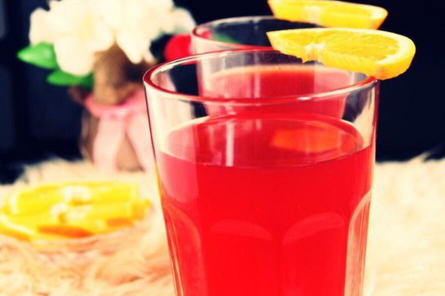 Рецепт ягодного морса с медом и имбирем