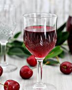 Вишневая наливка на водке