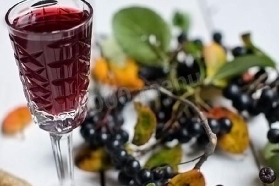 Рецепт настойки из черноплодной рябины на водке