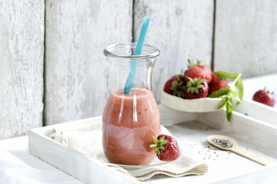 Рецепт коктейля-смузей клубничного