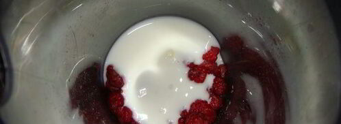 малиновый смузи-боул. Шаг 5