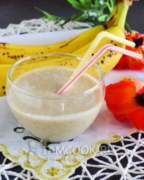 Смузи с бананом и кокосовым молоком