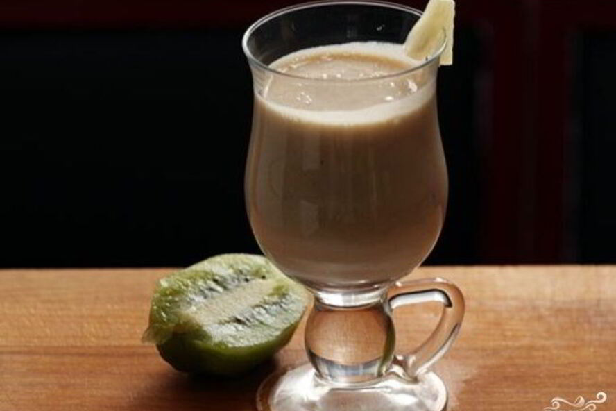 Рецепт смузей с яблоком и бананом