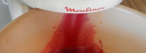 сок из свеклы, яблок, моркови и лимона. Шаг 7