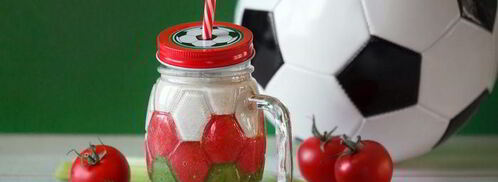 томатный сок с зеленой гречкой, сельдереем и сметаной. Шаг 15