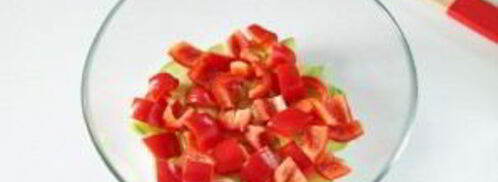 греческий салат с цуккини и помидорами. Шаг 3