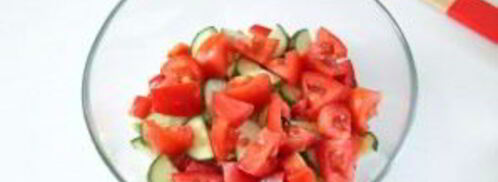 греческий салат с цуккини и помидорами. Шаг 5