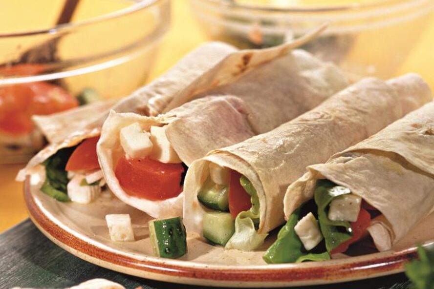 Рецепт греческого салата в лаваше