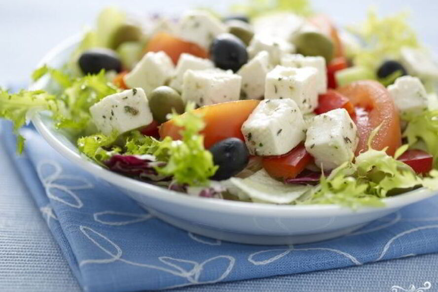 Рецепт салата греческого с маслинами