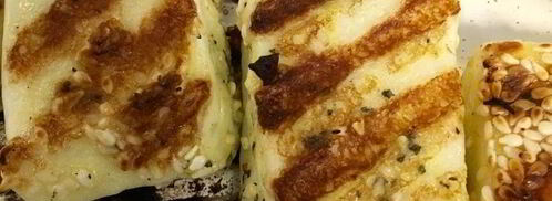 салат-гриль с сыром халуми по-гречески. Шаг 7