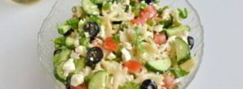 салат с брынзой по-гречески. Шаг 6