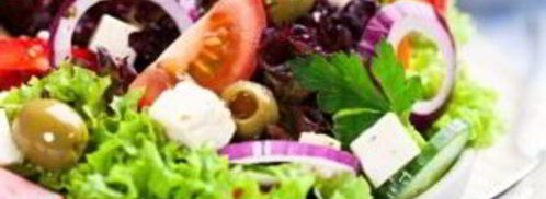 традиционный греческий салат. Шаг 9