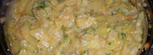 картофель в майонезе с ананасами и салатик свекла с сыром. Шаг 20