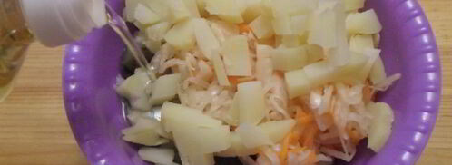 салат с картофелем и соленьями. Шаг 7