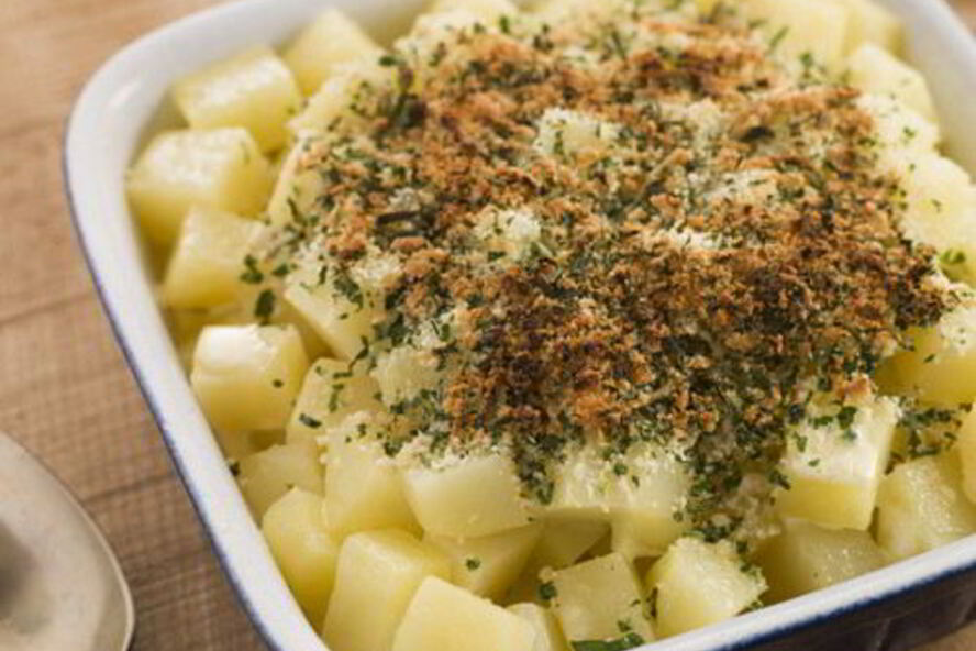 Рецепт теплого картофельного салата с беконом