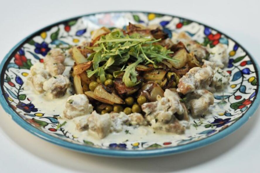 Рецепт теплого картофельного салата со сливочной курицей