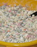 Классический салат Оливье