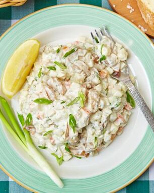 Оливье с рапанами