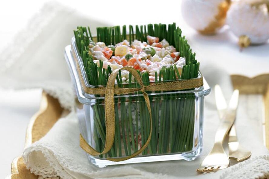 Рецепт оливье с вареной колбасой