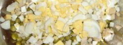 салат оливье с кальмарами. Шаг 3