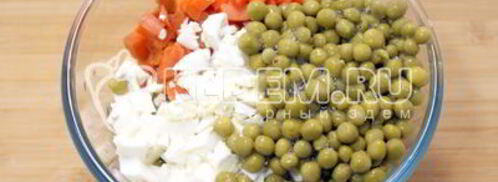 салат оливье с семгой. Шаг 4