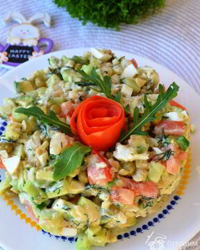 Рыбный салат Цветик