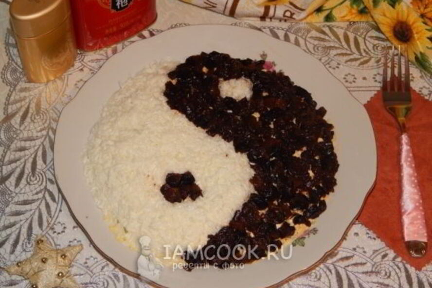 Рецепт салата инь-янь с черносливом