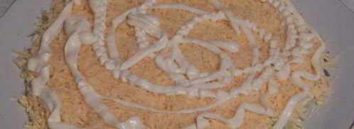 салат инь-янь с черносливом. Шаг 9