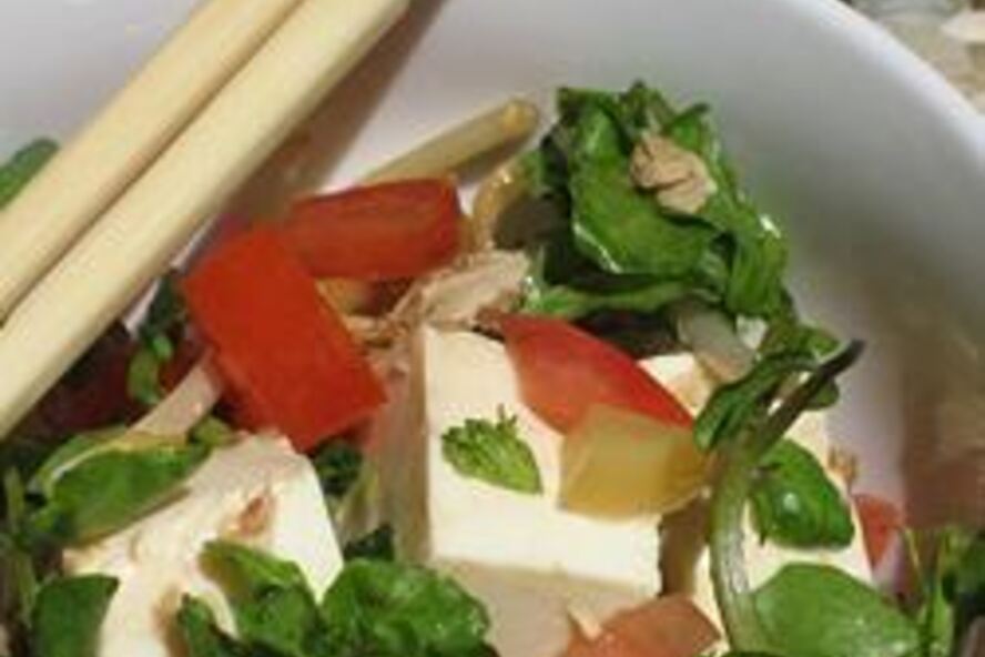 Рецепт салата из тунца с мягким тофу